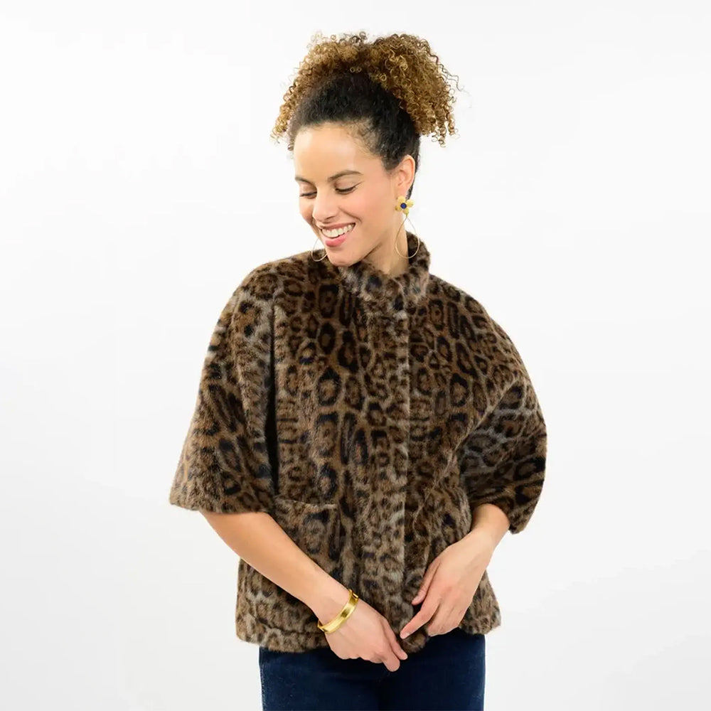 Ivy Jane Leopard Faux Fur Capelet