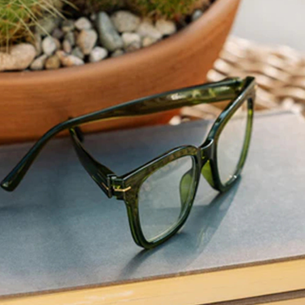 Peepers Buzzworthy Progressives Green Readers