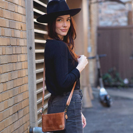 Templeton ll Tan Rustic Wallet/Clutch/Crossbody Bag