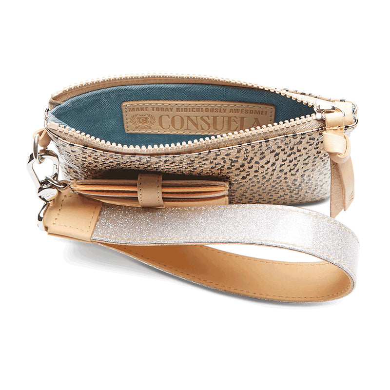 Consuela Combi Wesley